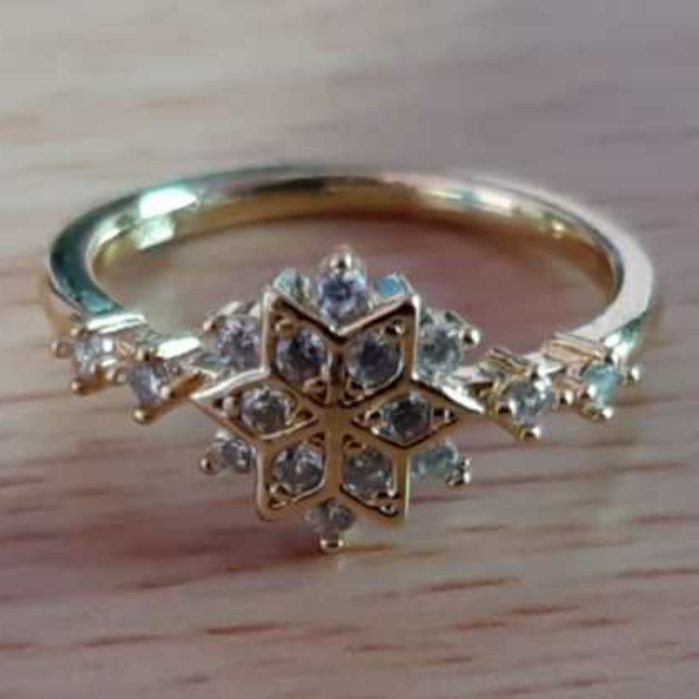 Gold Diamond Snowflake Ring - Picture 6 of 6